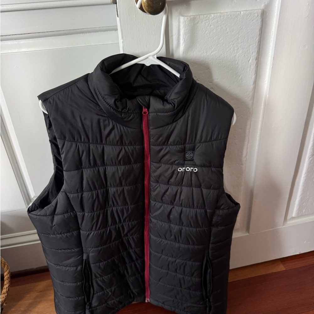 Ororo Black Quilted Heated Vest with Red Zipper and Battery Pack